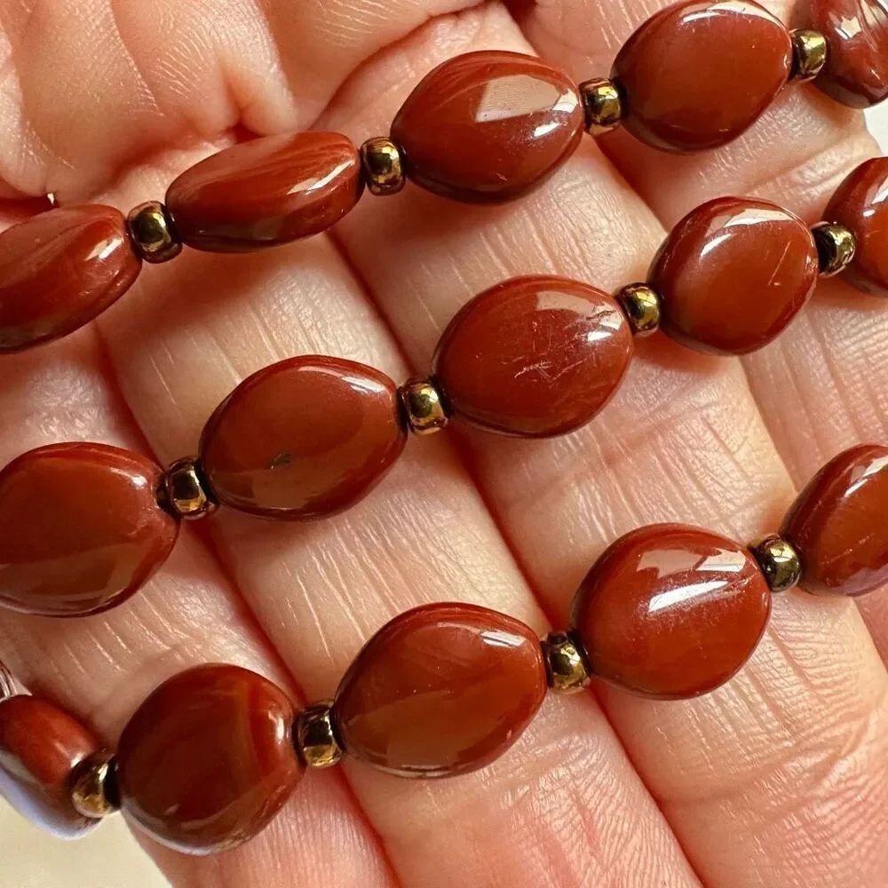 Red jasper necklace - Picture 5 of 8